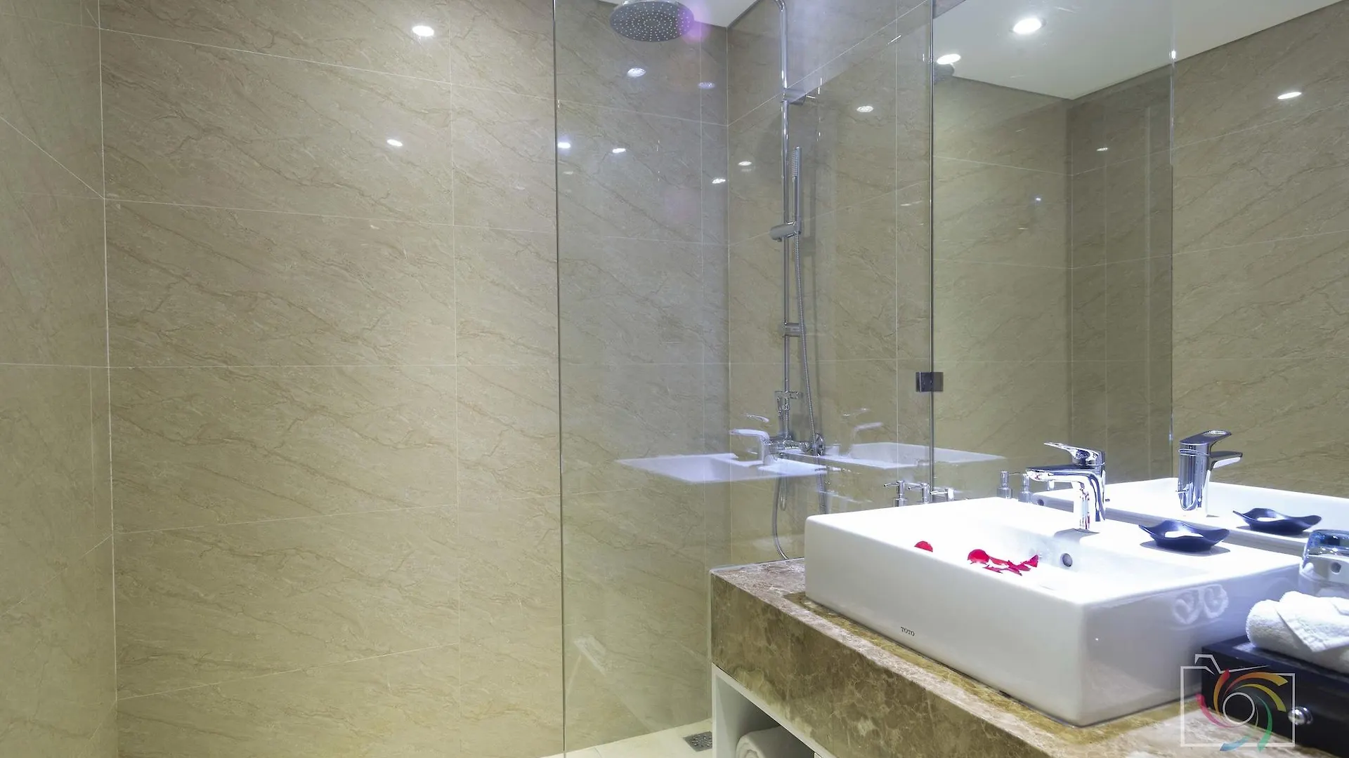 Pavilion Hotel Da Nang 4*,  Vietnam