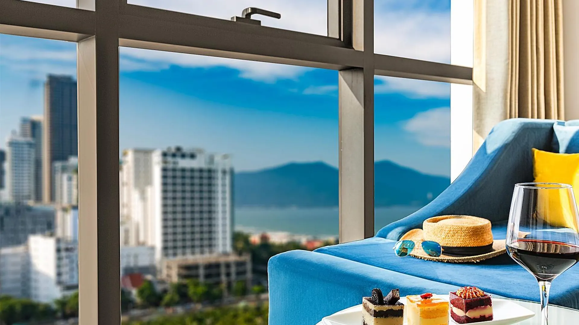 Pavilion Hotel Da Nang 4*,  Vietnam